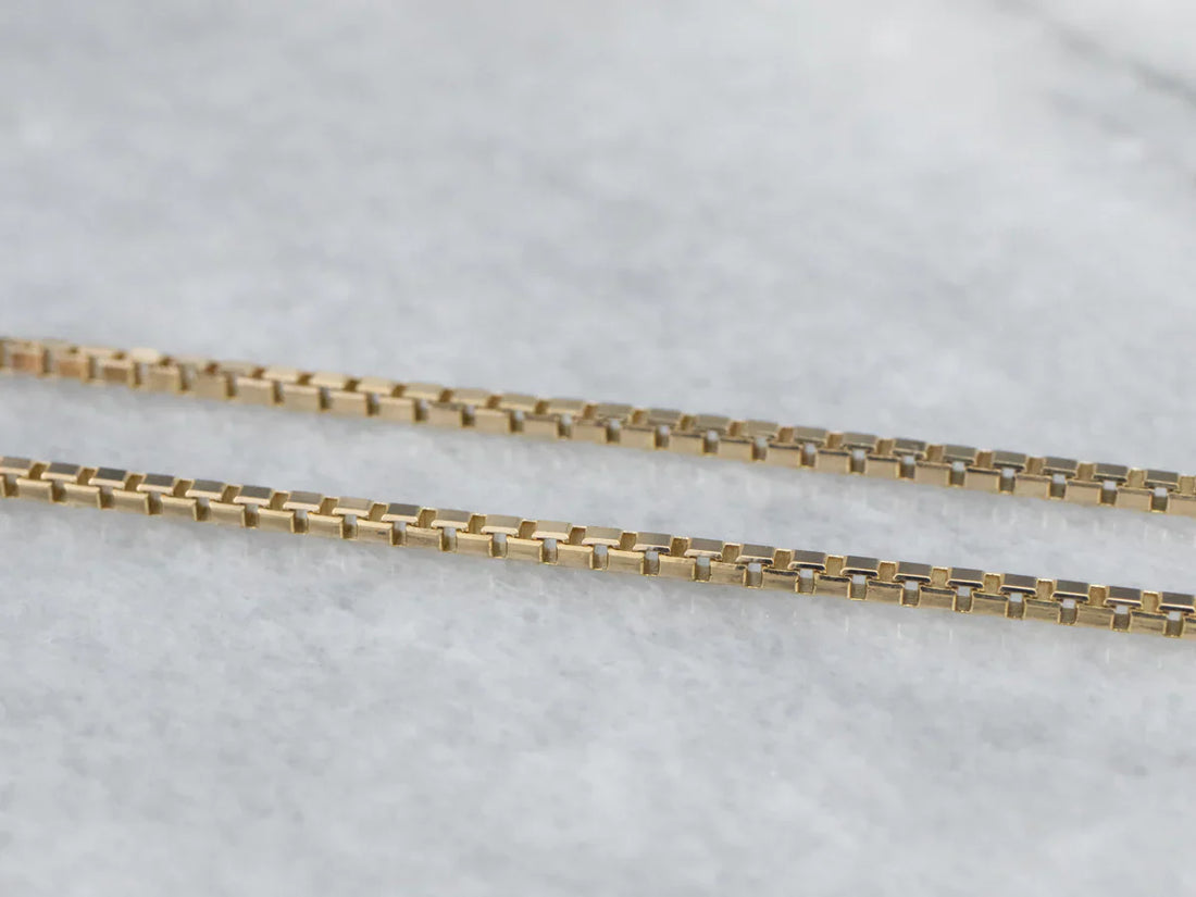 Box Chain Basics: The Must-Have Accessory You Need Now