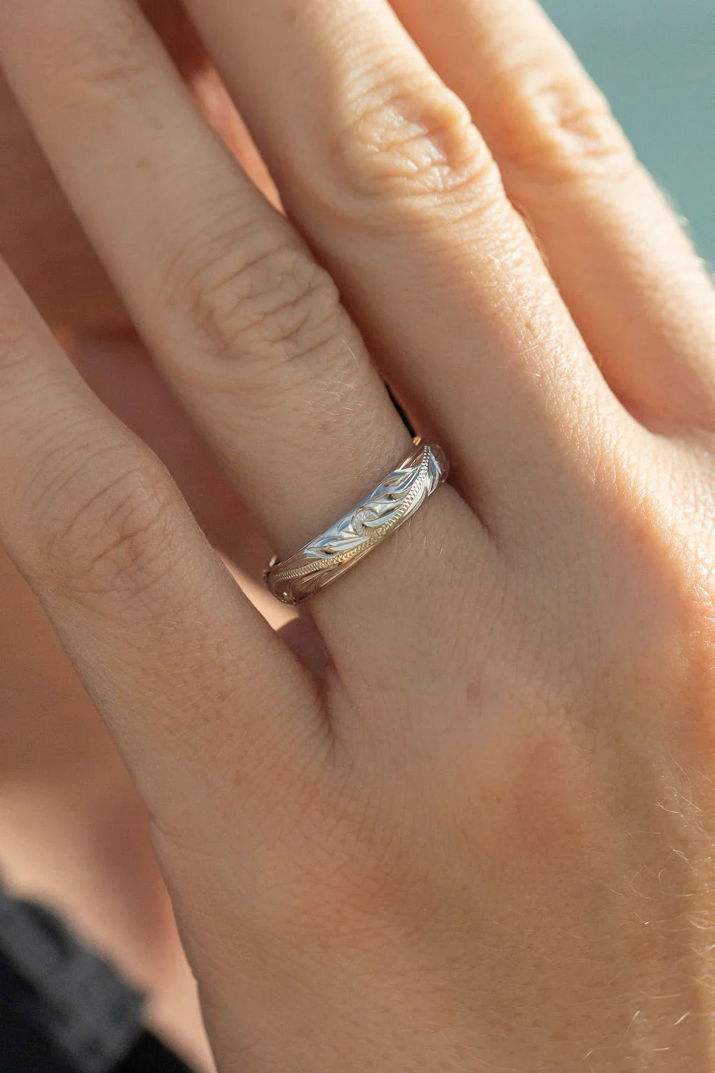 Silver Silver Ring: Sleek, Shiny, Simply Stunning