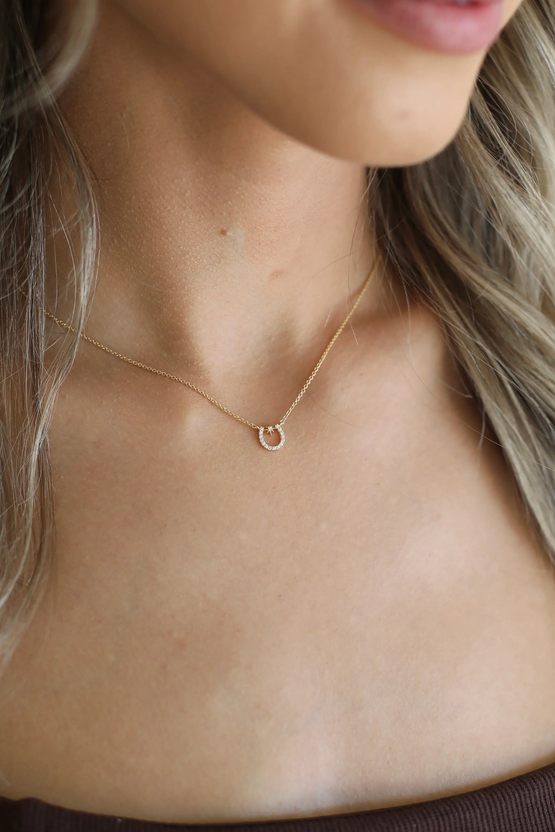 Horseshoe Necklace: Stylish Lucky Pieces