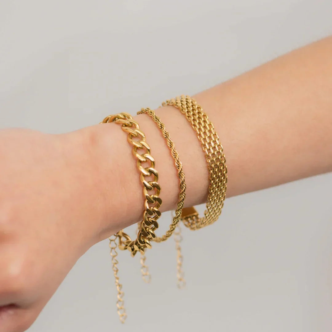 Chain Bracelet: The Secret to Effortless Everyday Glam