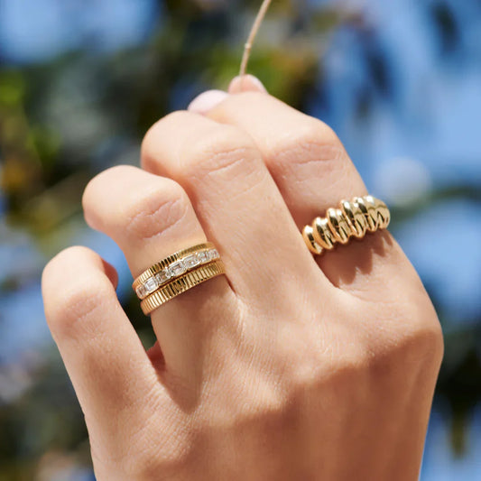 14k Gold Ring: The Essential Gold Band Guide