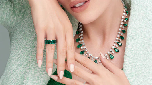 Emerald Jewelry: Deep Green, Lasting Elegance
