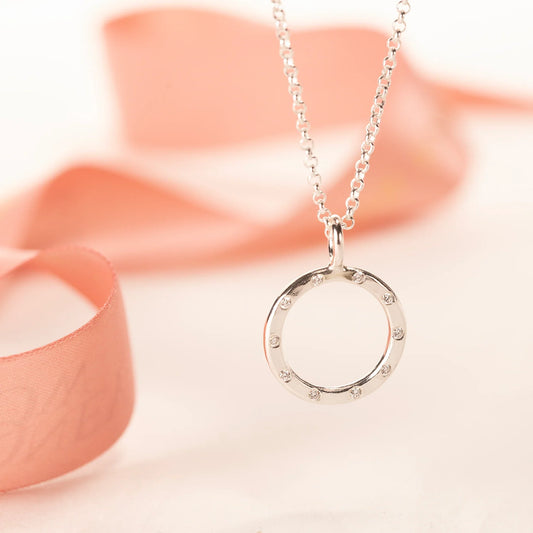 10th Anniversary Gift: Modern & Traditional Ideas