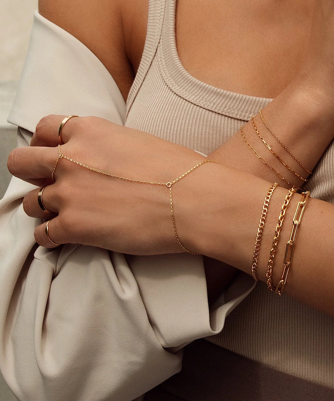 Hand Chain Near Me: Find Your Perfect Wrist Sparkle