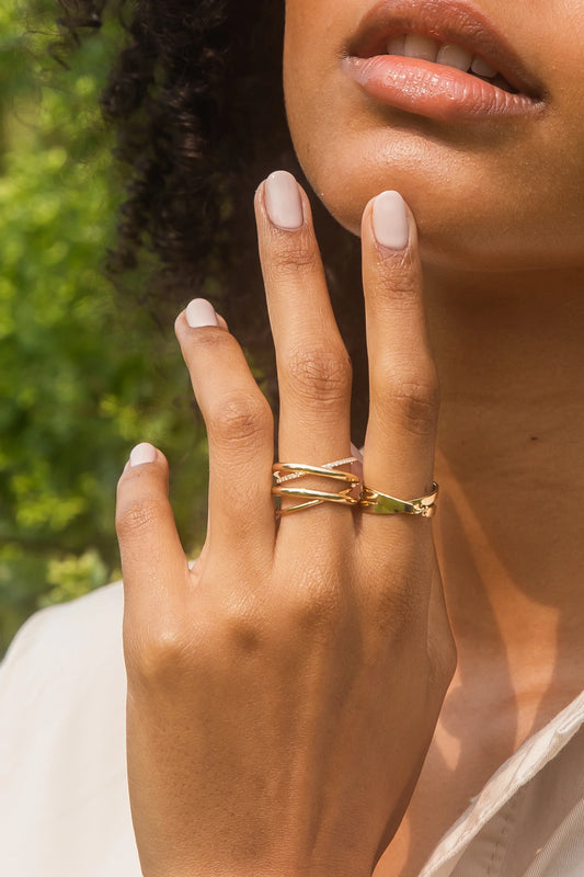 Crossover Ring: Stackable for Any Outfit