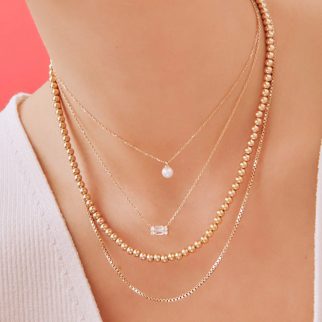 Pearl on a Necklace: Elegance Never Fades