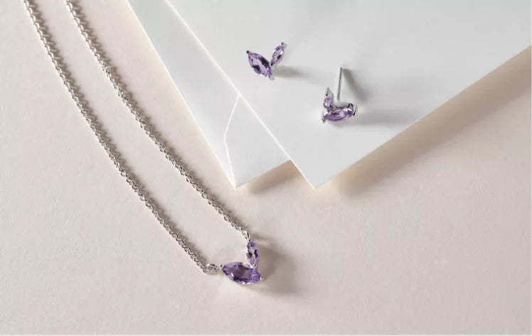 Bridesmaid Gifts: The Ultimate Shopping Guide
