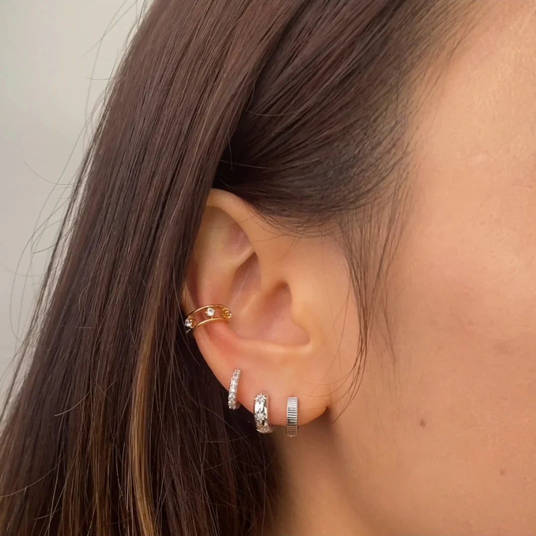 Huggies Earrings: Your Everyday Ear Comfort & Style