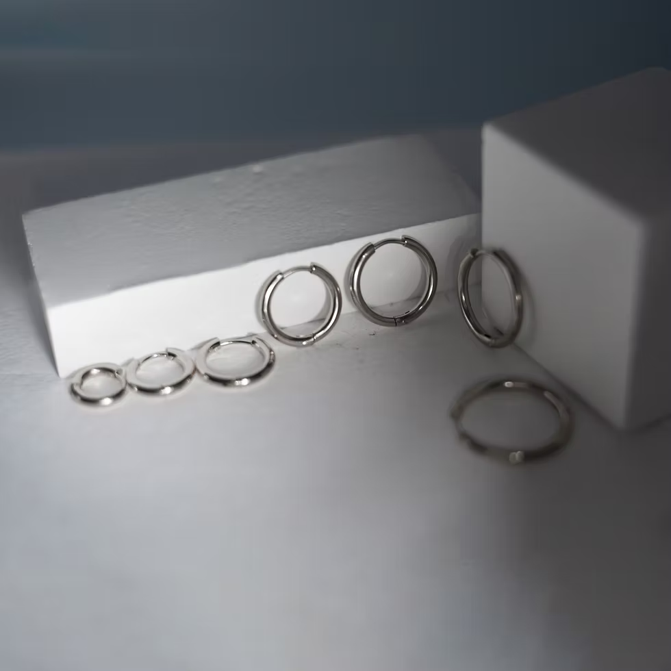 Silver Non Tarnish Jewelry: Trends & Care