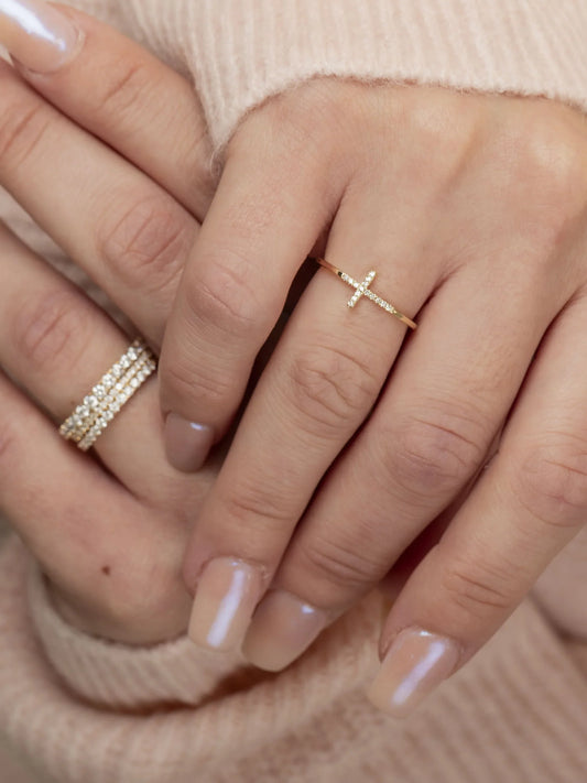 Cross Ring: Spiritual Significance & Timeless Style