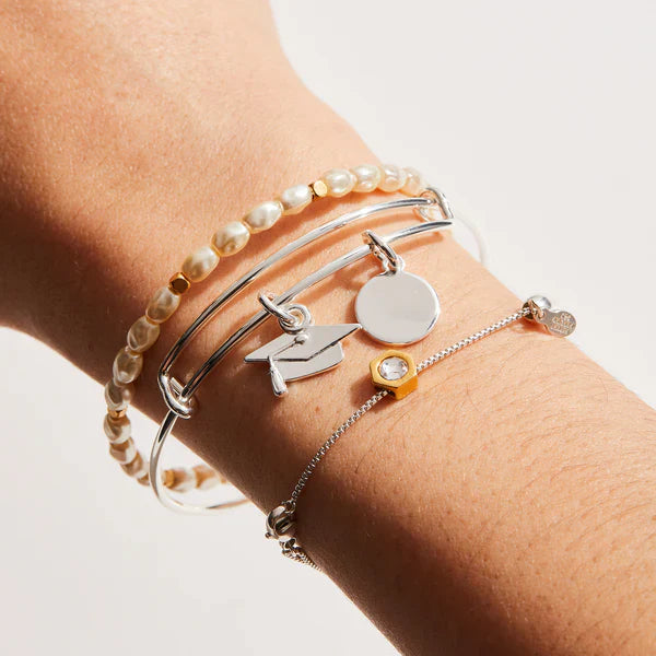 The Stress-Free Graduation Gift Guide