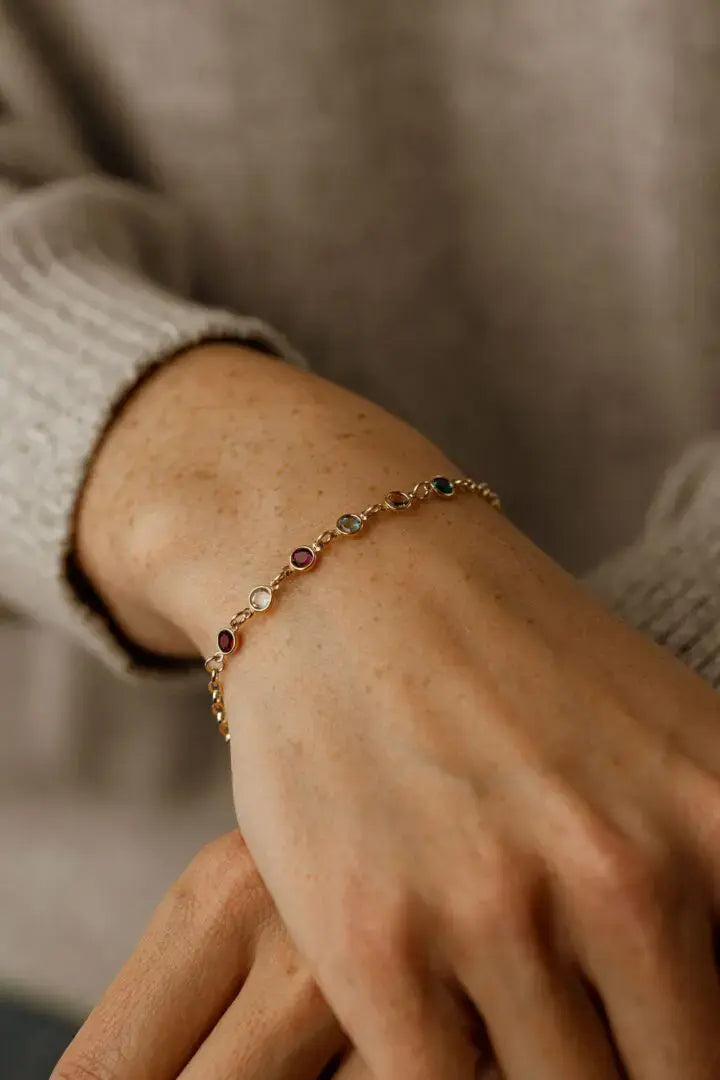 What Makes a Memorable 50th Anniversary Gift?