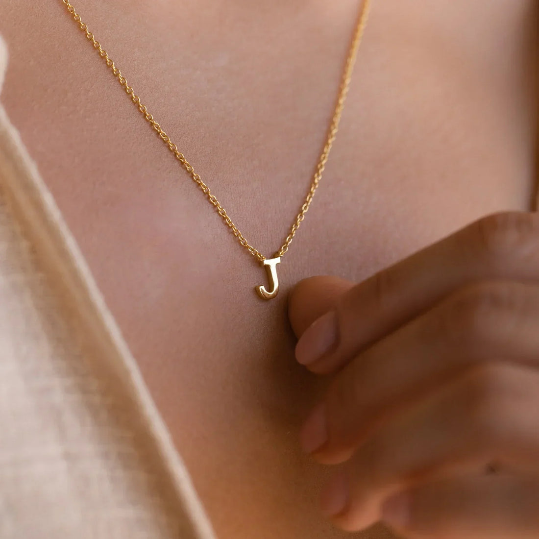 Initial Necklace Gold: Personalized Elegance for Every Story