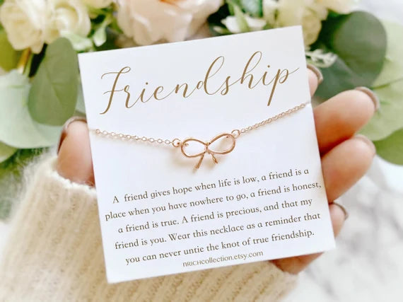 A Best Friend Gifts Guide: Beyond the Ordinary