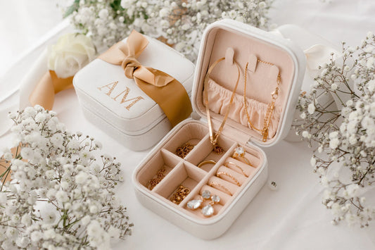 Thoughtful Gifts to Present for Marriage