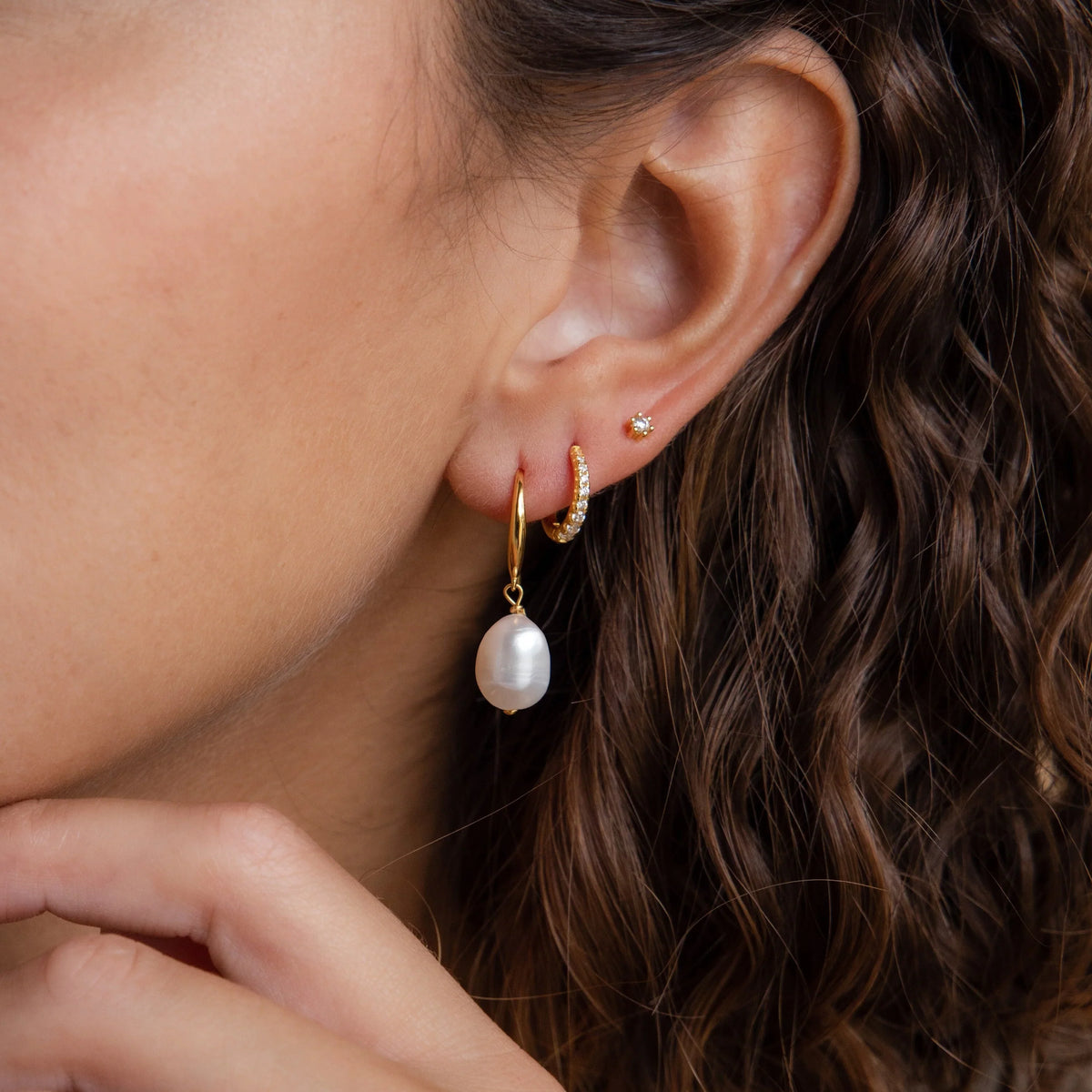 Dangling Earrings: Find Your Perfect Sway