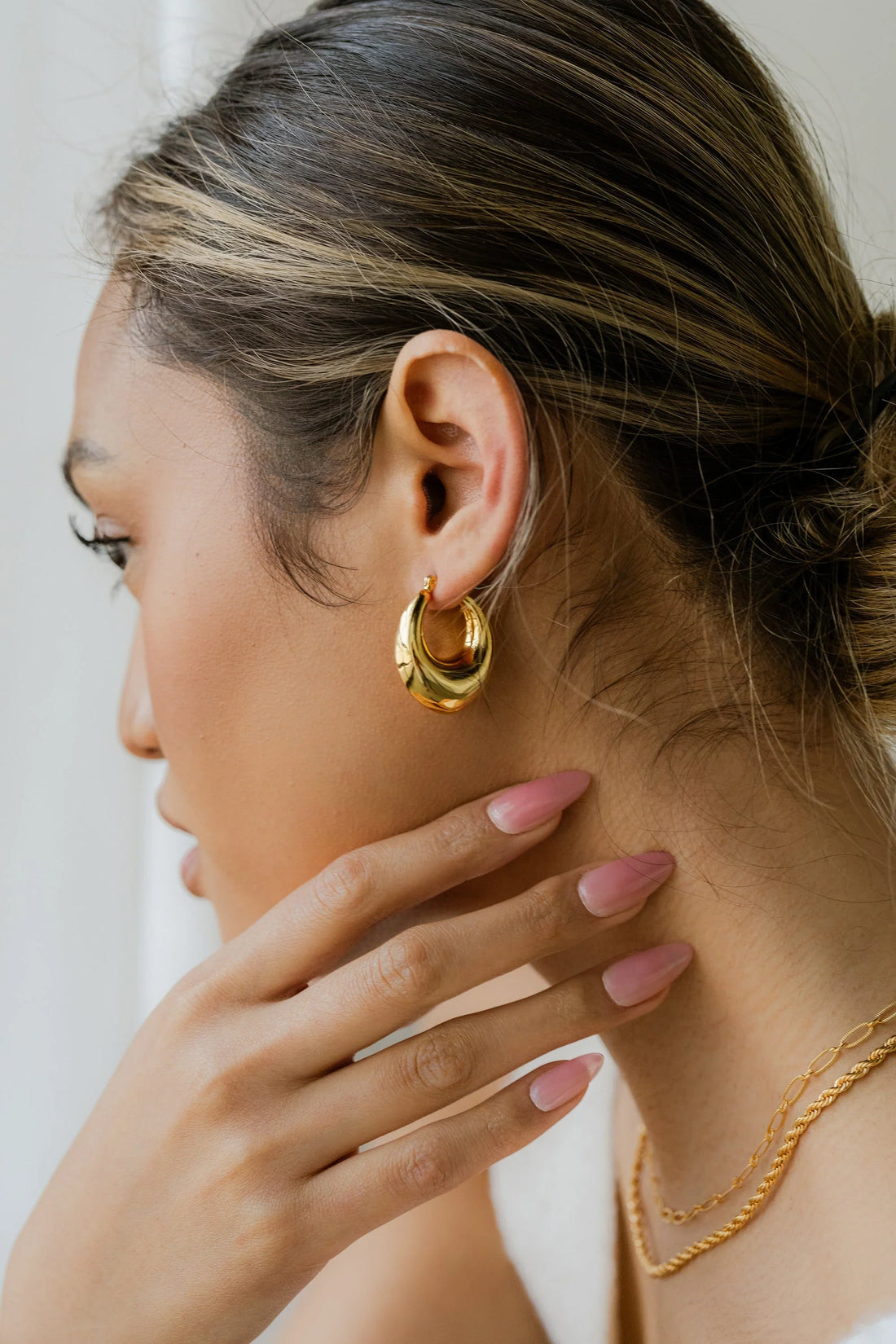 Chunky Gold Earrings: Bold Sparkle for Glam