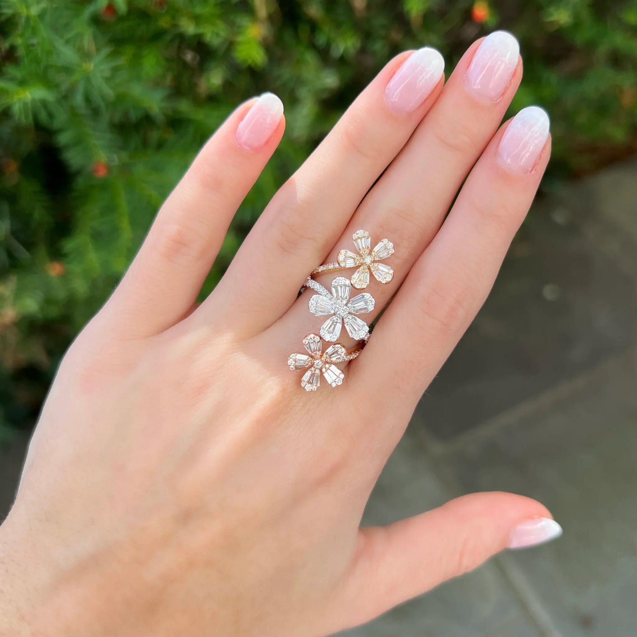 Flower Ring: Dainty & Statement Styles to Wear