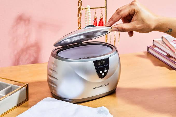 Jewelry Cleaner: DIY vs. Store-Bought, Explained
