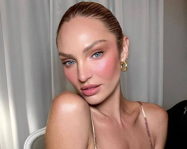 What is the Clean Girl Look and How Do You Get It?