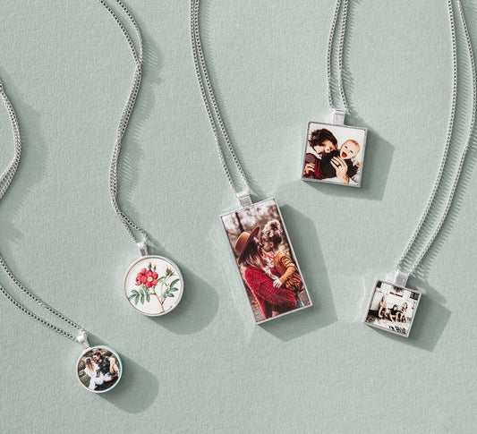 Photo Necklace: Style with a Story