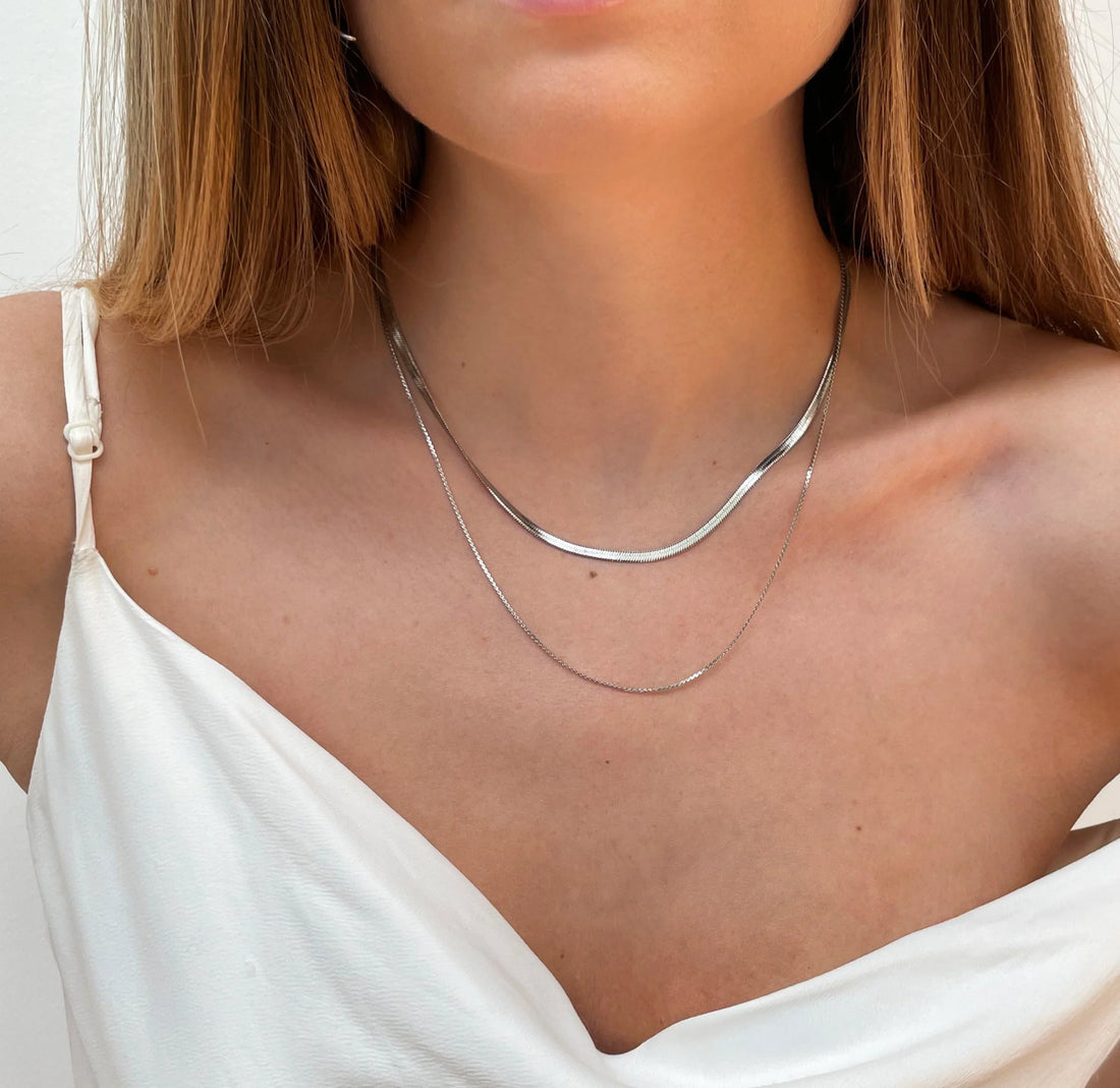 The Dainty Silver Necklace Guide: How to Layer It