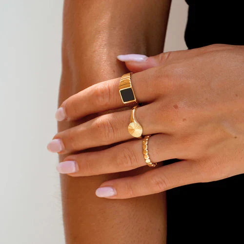 Vacuum Coating: The Secret to Long-Lasting Jewelry Finishes