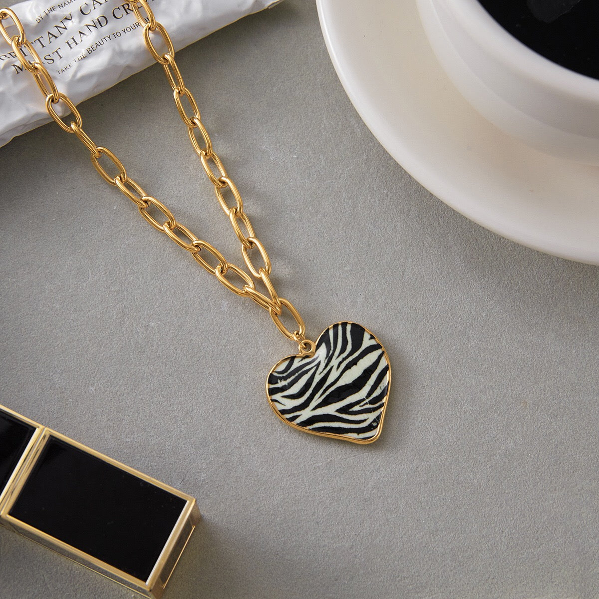 18K Gold Zebra Print Heart Pedant Paper Clip Chain Beaded Pearl Layered Necklace Set
