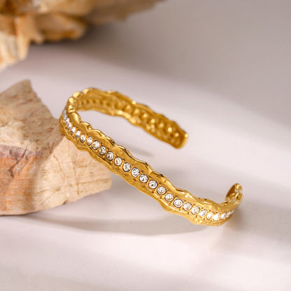 18K Gold Starry Bangle Bracelet