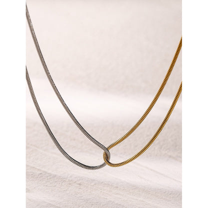 18K Gold Two Tone Interlocked Chain Necklace