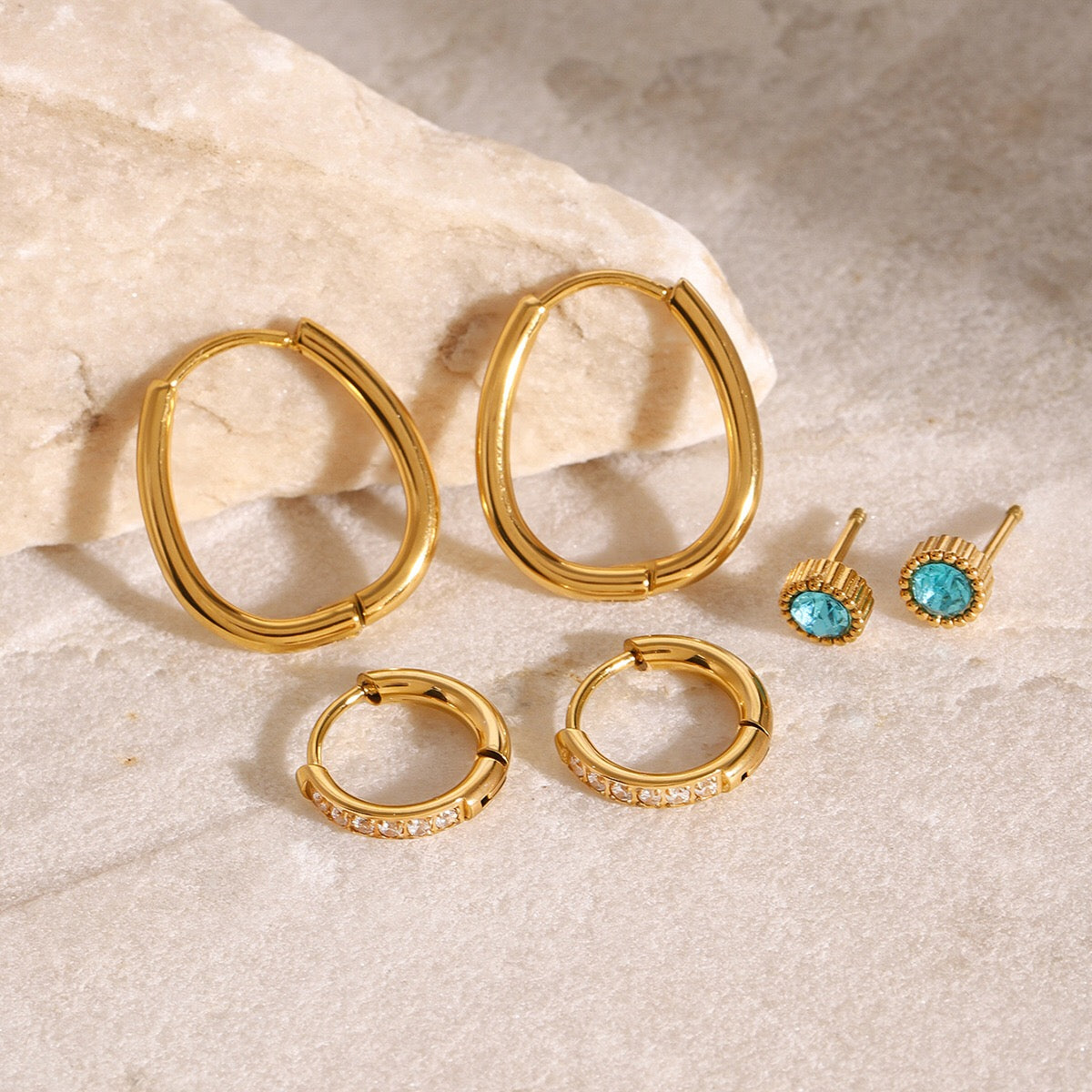 18K Gold Refined Aquamarine Huggie Hoop Earrings Cartilage Ear Studs Set