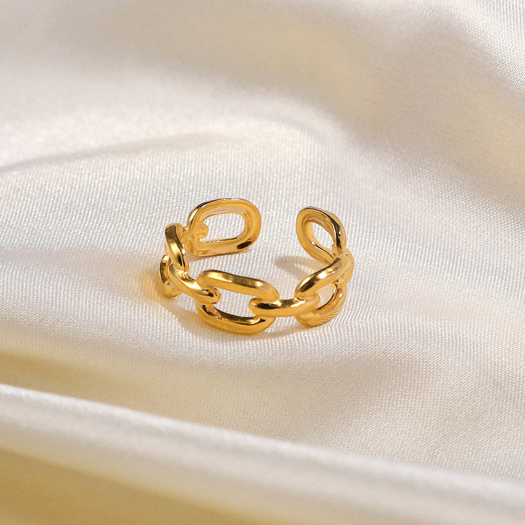 18K Gold Link Ring
