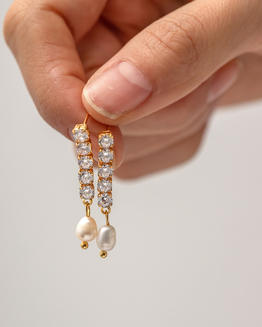 18K Gold Bling Pearl Stud Earrings