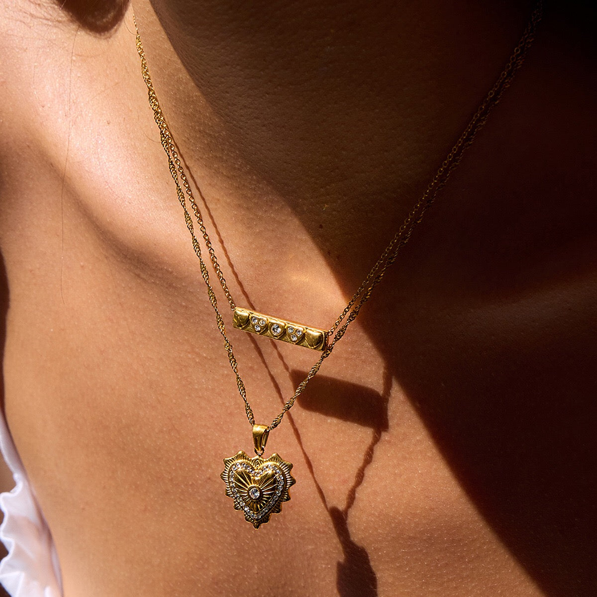 18K Gold Heart Signal Pendant Layered Necklace Set
