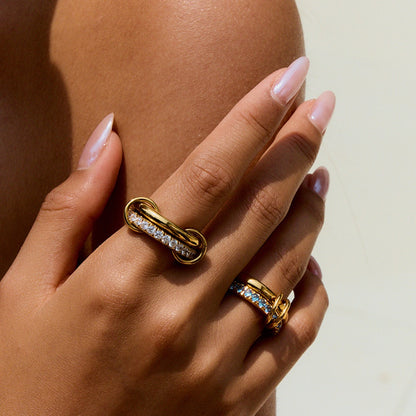 18K Gold Double Link Connected Stacking Pave Ring