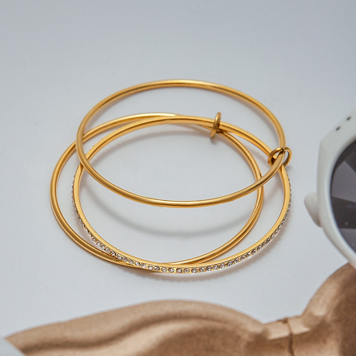 18K Gold and Silver Two Tone Spinelli Slim Bangle Bracelets Stack