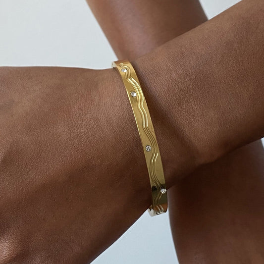 Free Spirit Bangle Gold Bracelet