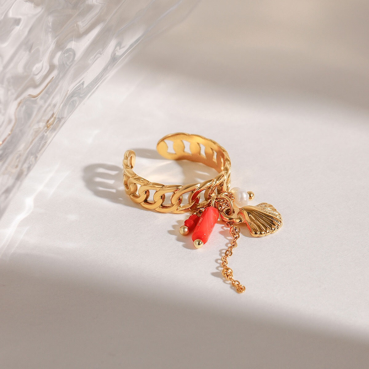 18K Gold Sea Shell Pearl Charm Band Ring