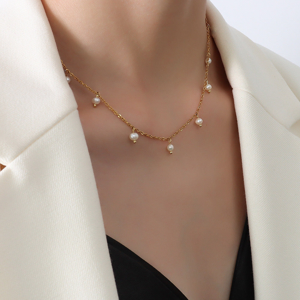 18K Gold Dainty Floating Pearl Chain Necklace