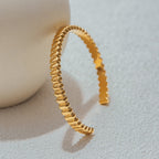 18K Gold Power Play Ribbed Cuff Bangle Paperclip Chain Bracelets Stack