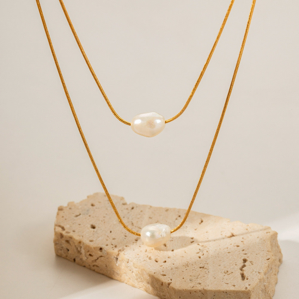18K Gold Pearl Pendant Layered Necklace