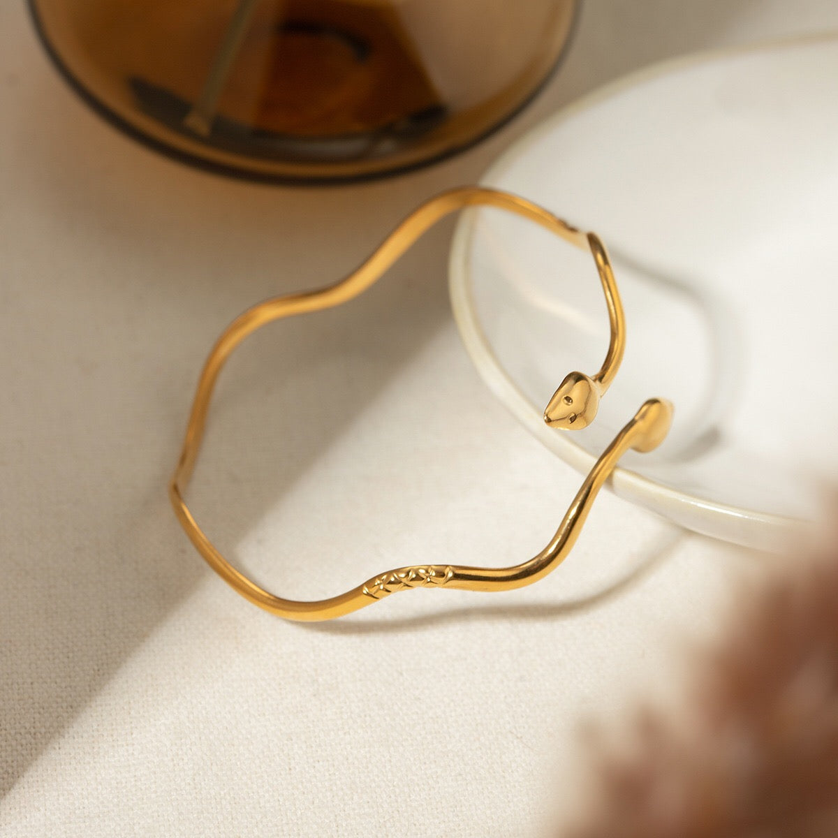 18K Gold Wavy Snake Silm Cuff Bangle Bracelet
