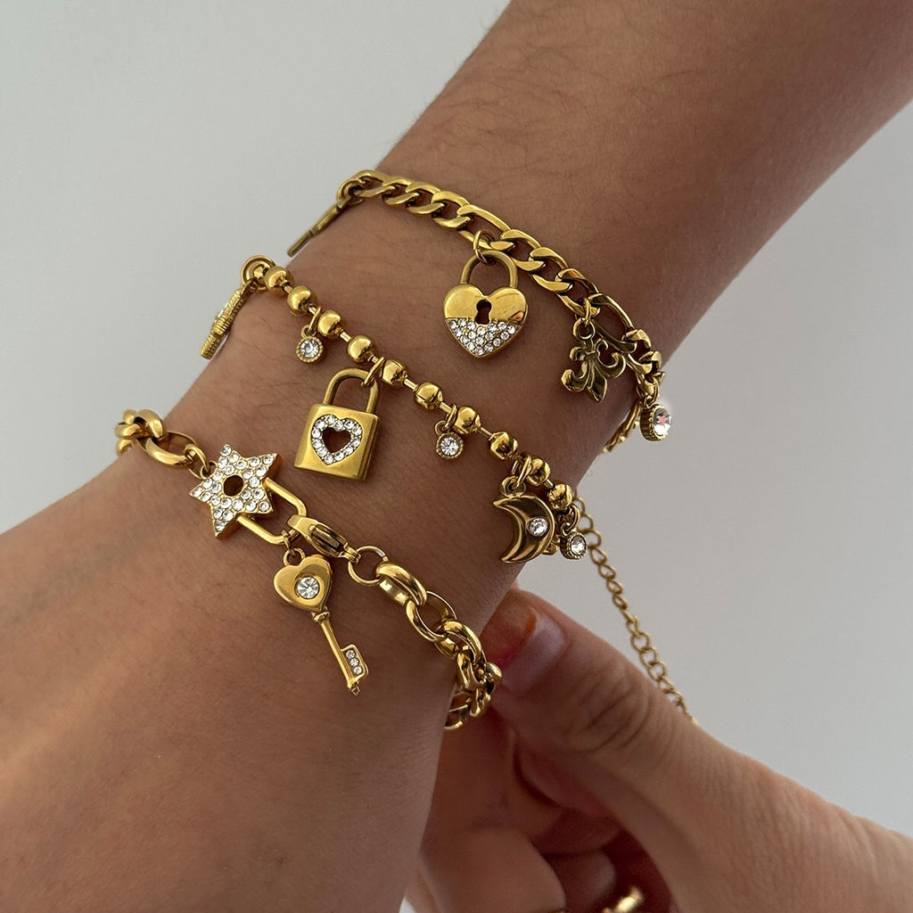 18K Gold Secret Lover Heart Lock and Key Charm Chunky Chain Bracelet