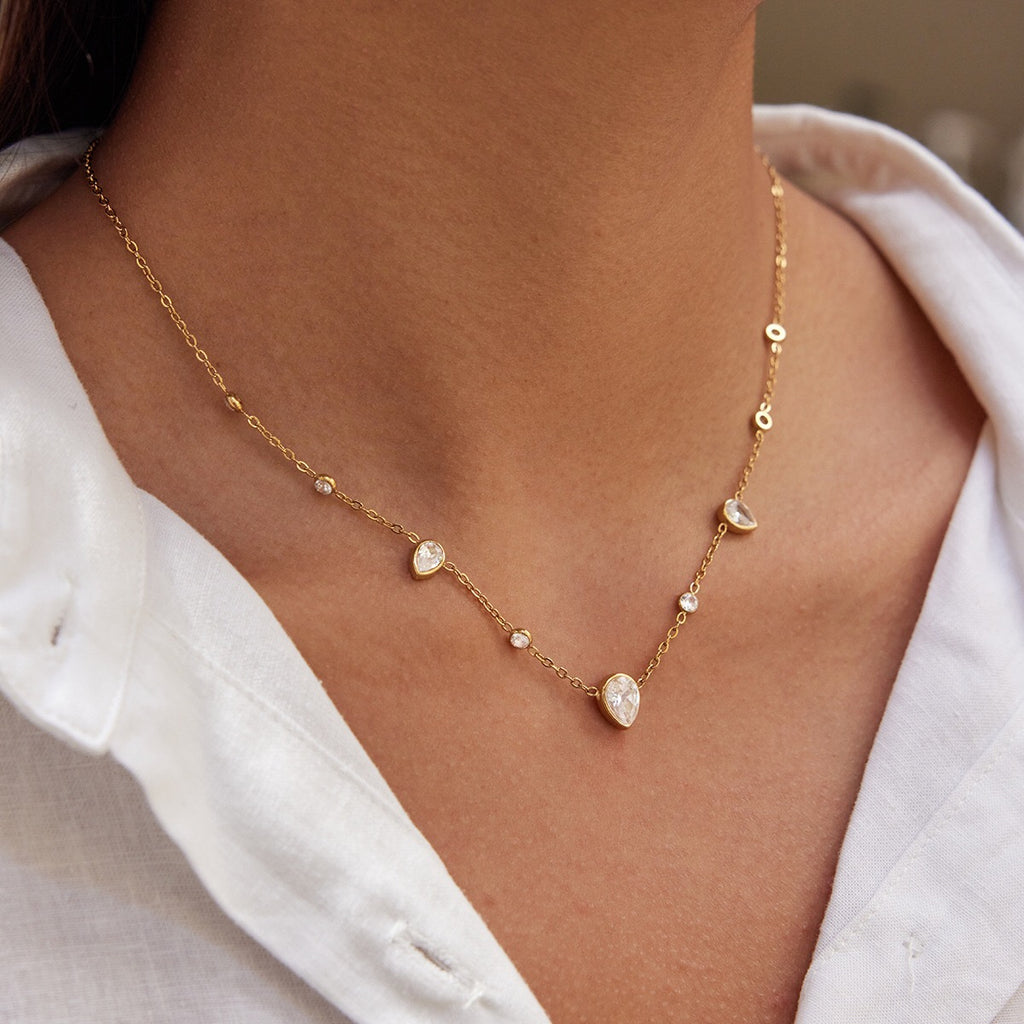 18K Gold Crystal Tear Teardrop Bezel Dainty CZ Necklace