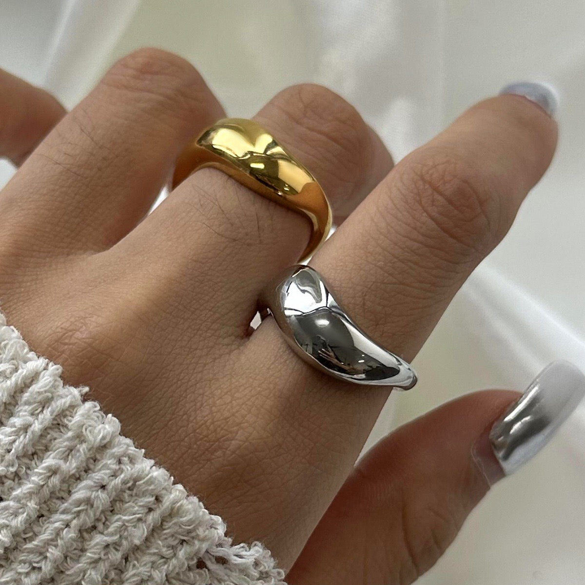 18K Gold Free Flow Puffy Stacking Ring