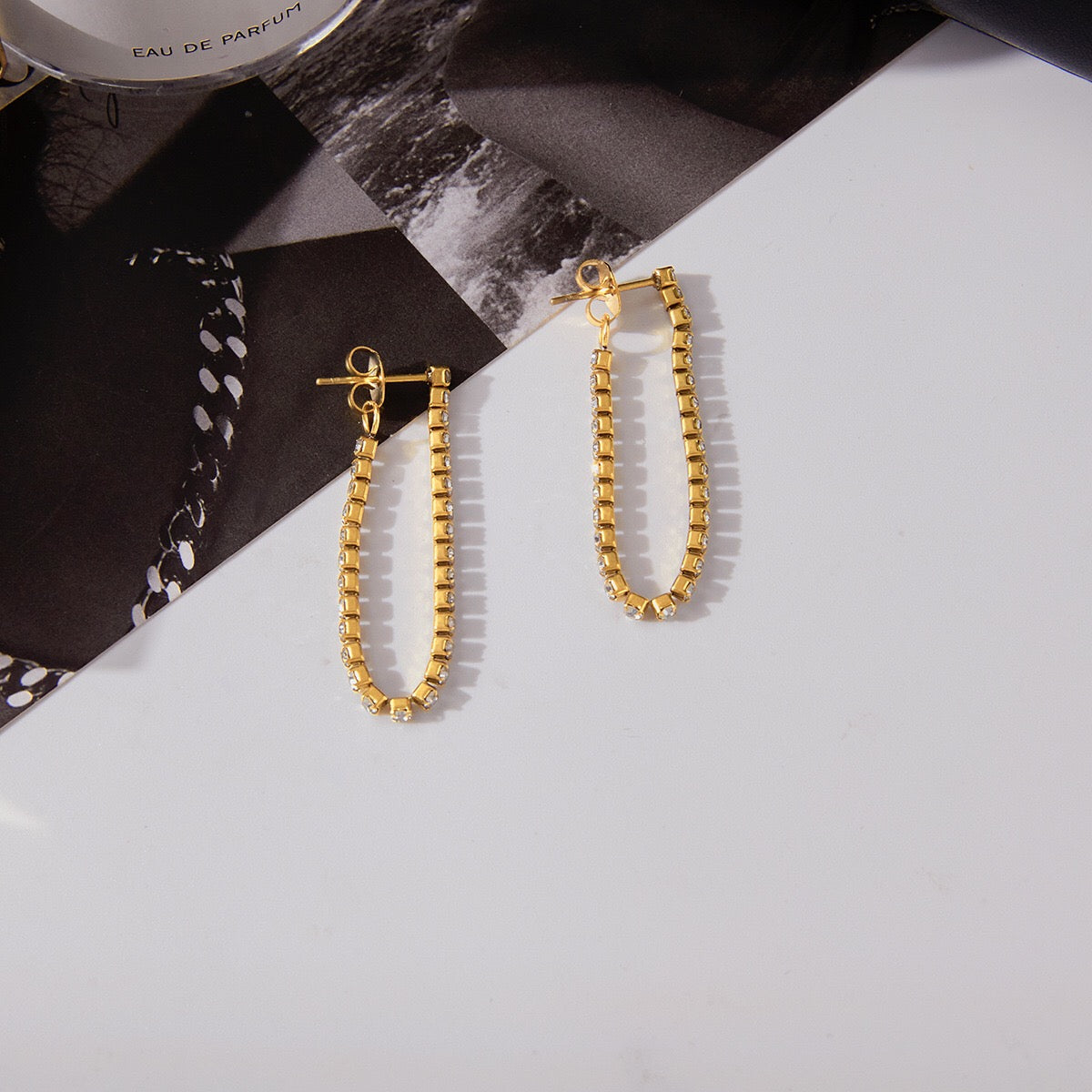 18K Gold Glimmer Dainty Tennis Chain Dangle Drop Earrings