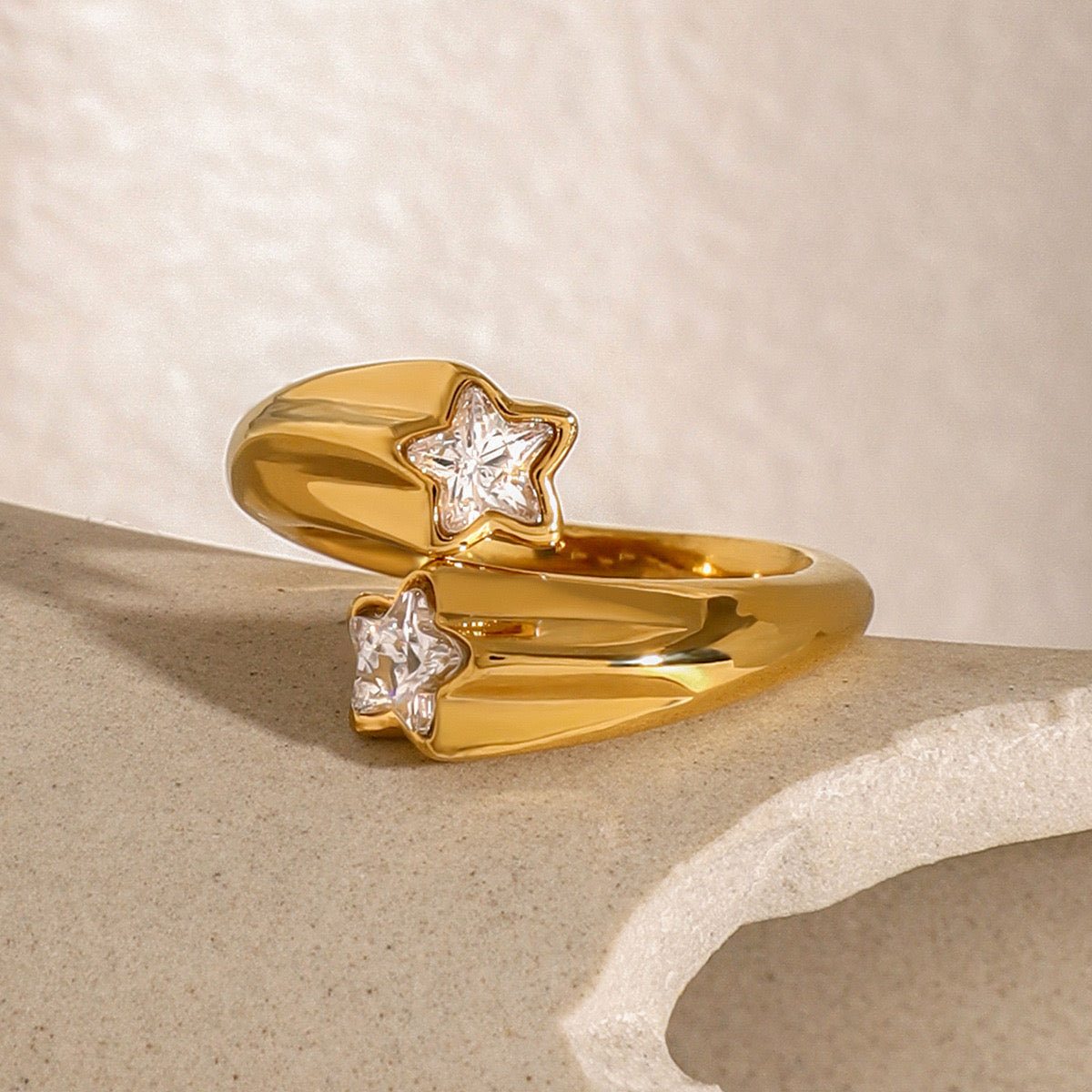 18K Gold Star Bejeweled Ring