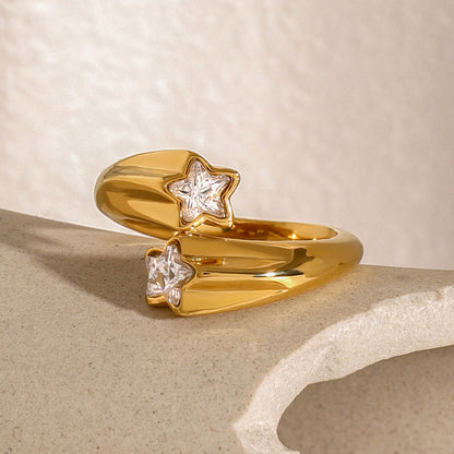 18K Gold Star Bejeweled Ring