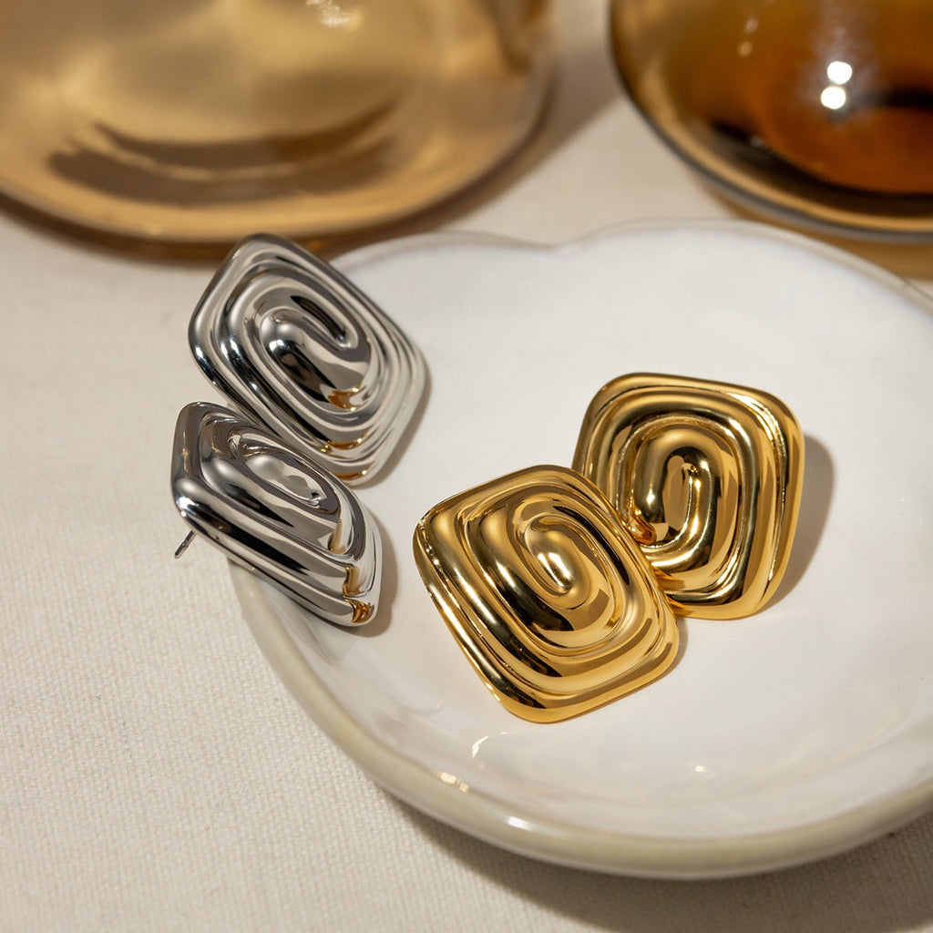 18K Gold Swirl Square Statement Stud Earrings