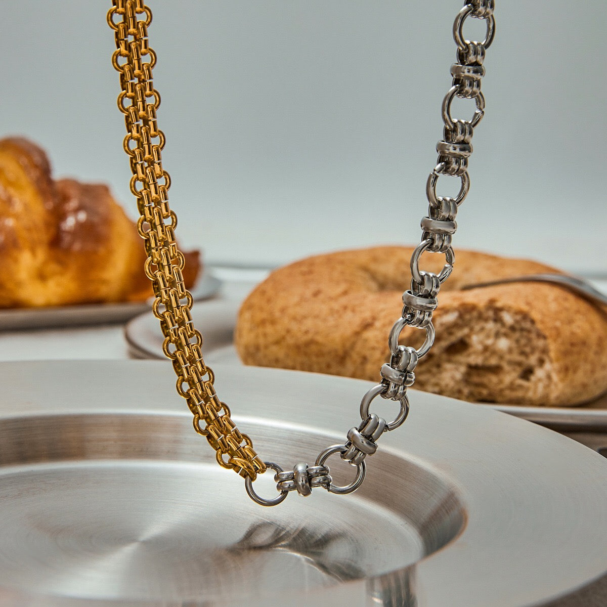 18K Gold and Silver Two Tone Circle Chunky Chain Layered Necklace Set